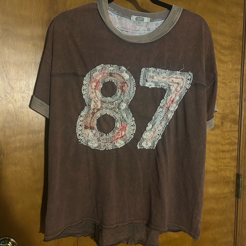 Gimmicks by BKE Brown Short Sleeve Tee